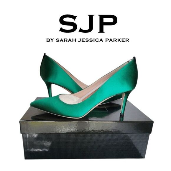 💚 SJP by SARAH JESSICA PARKER Green Satin Fawn Pumps Heels $400 NEW IN BOX Sz 7
